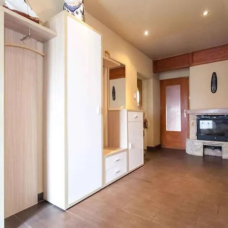 Vakantiehuis Holiday In 7763
